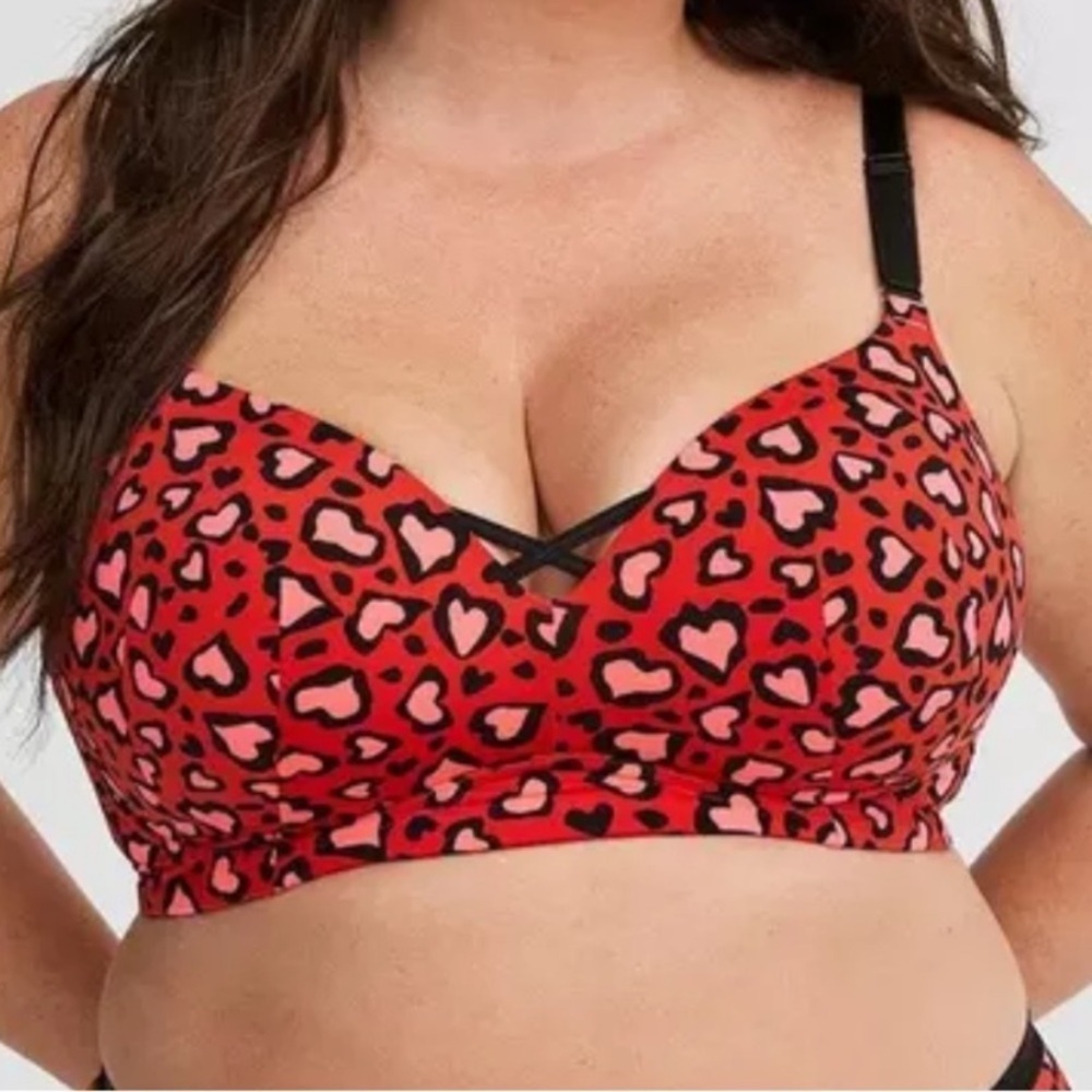 Torrid Red and Black Heart Print Bra